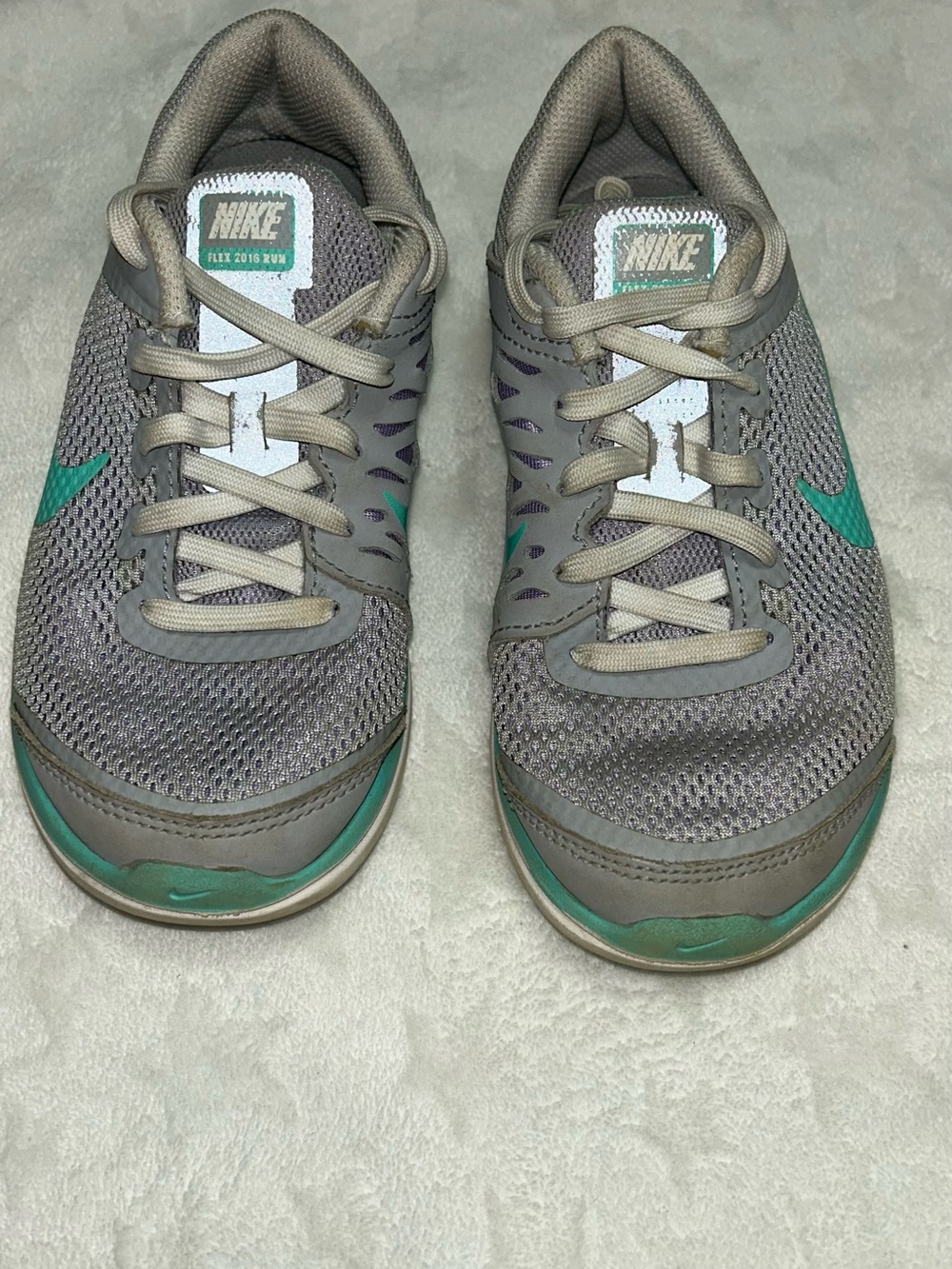Nike Gray & Teal Women's Athletic Sneakers